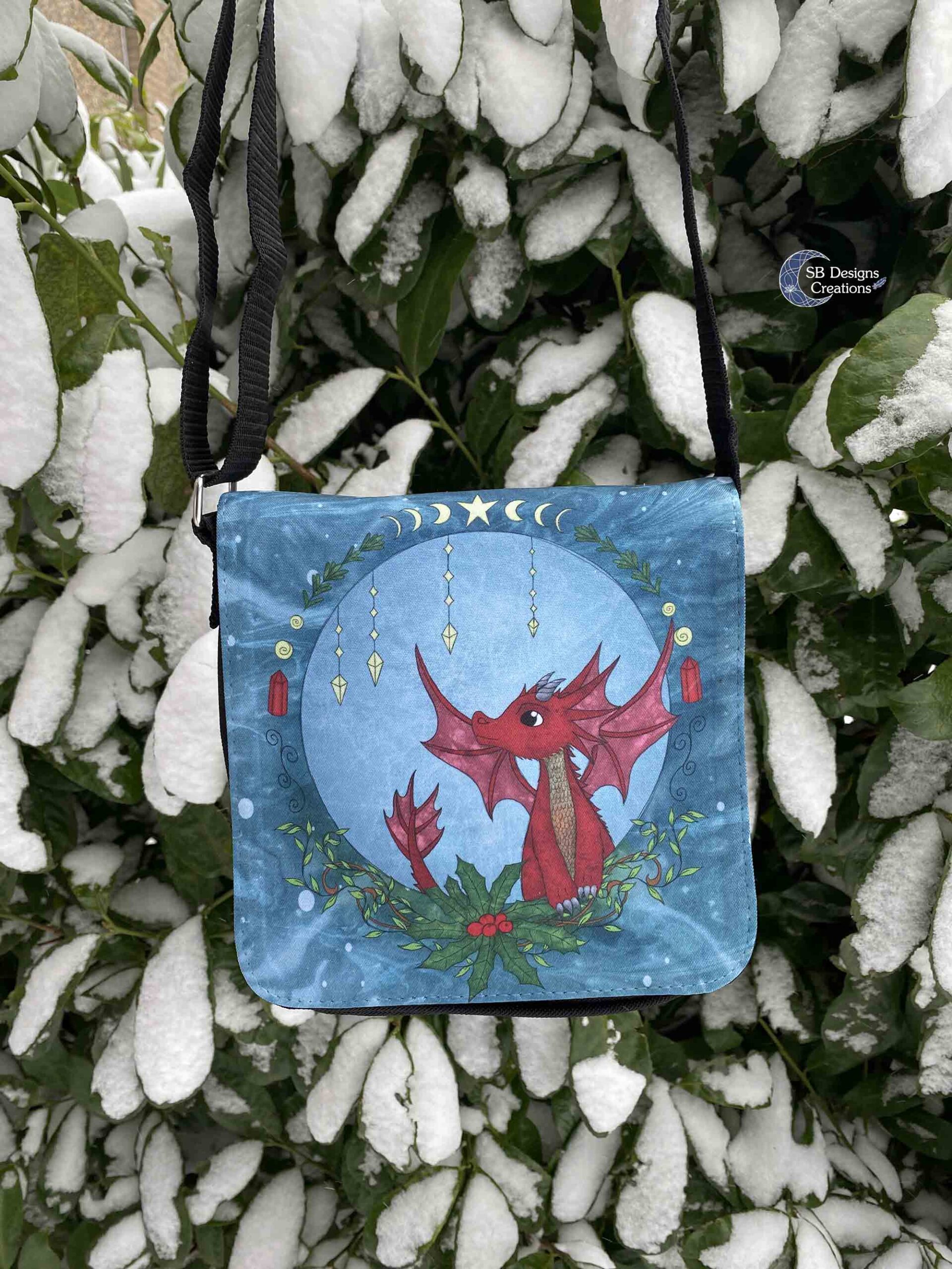 Yule-Dragon-Winter-Dragon-Shoulder-Bag-scaled